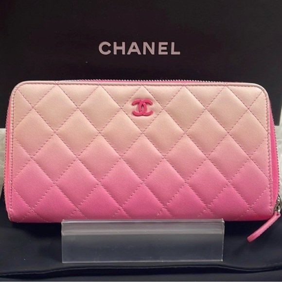 NWOT rare Chanel Ombre quilted lambskin long zippy wallet - Picture 13 of 16